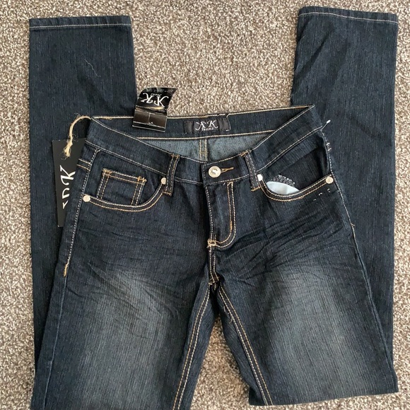 NWTS JRK Jeans - Picture 2 of 7